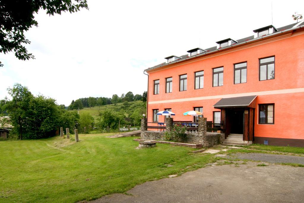 Penzion Muflon Bělá nad Radbuzou Kültér fotó
